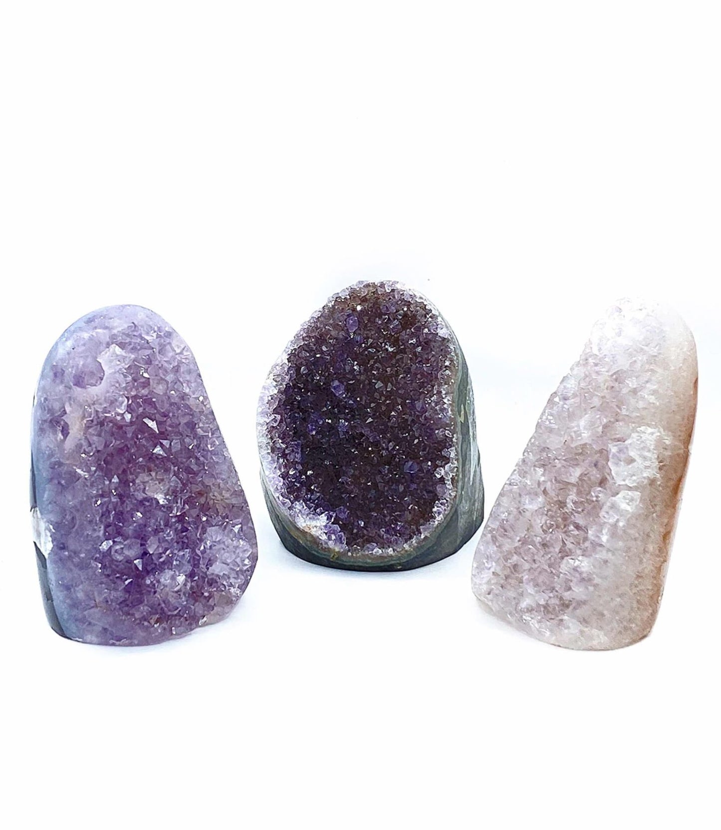 Viele geschliffene Regenbogen-Amethyst-Basis